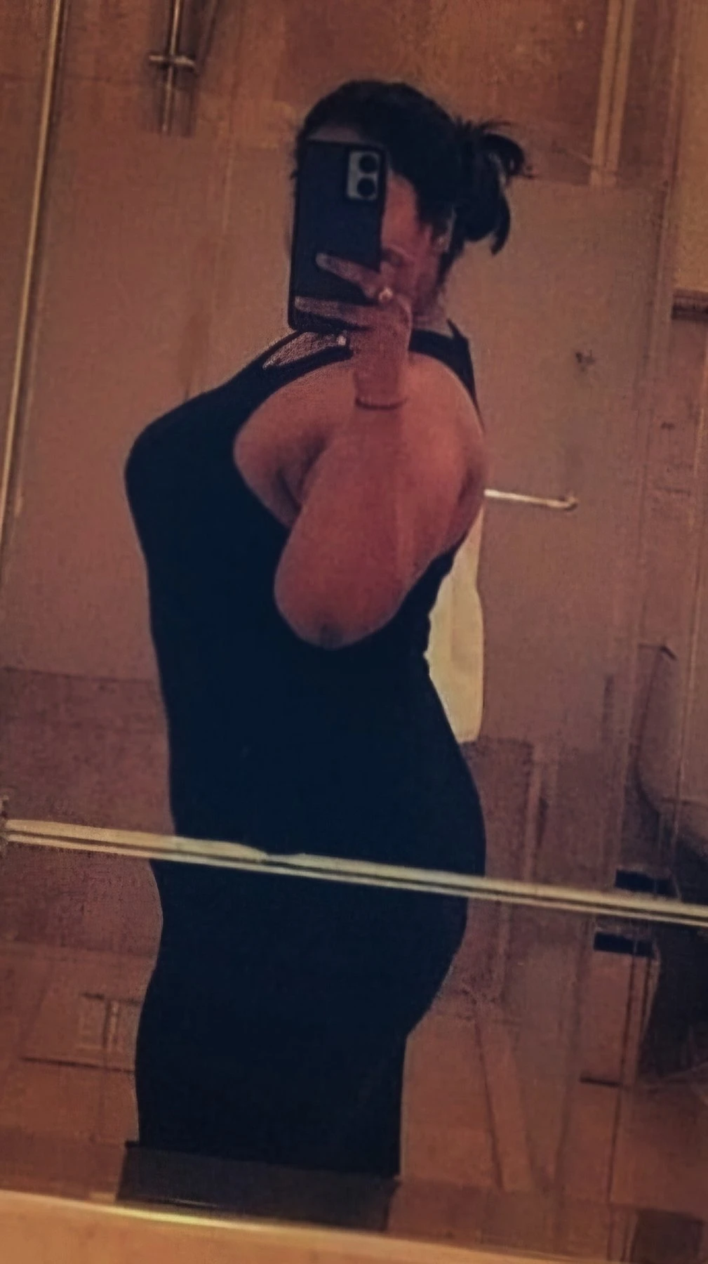 Somika (Cam and Real meet) – Indian escort in New Delhi — 6 / 9