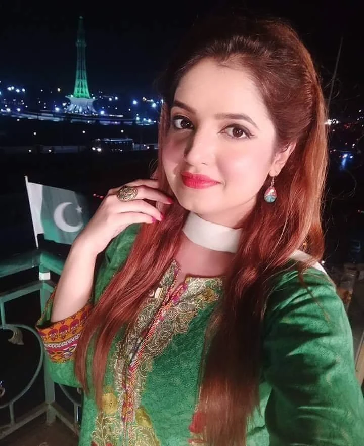 Aqsa Khan Call Girls – Pakistani escort in Lahore — 4 / 11