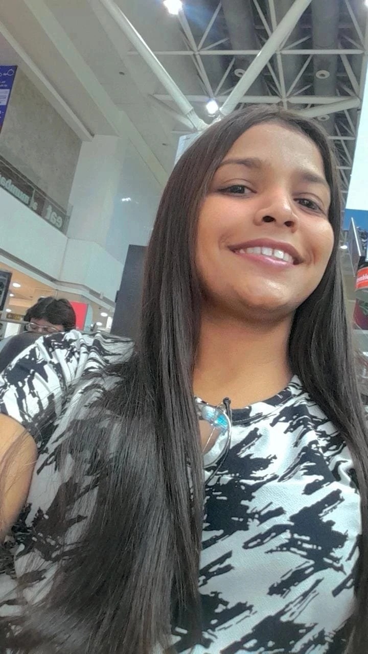 Prachi Real Meet or Cam Show – Indian escort in Pune — 2 / 4