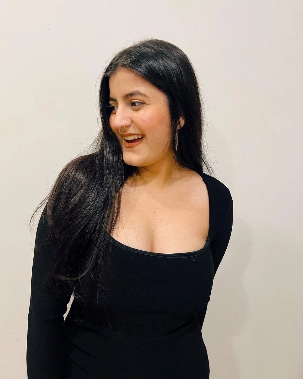 Vedika Panchal – Indian escort in Jamshedpur — 2 / 3