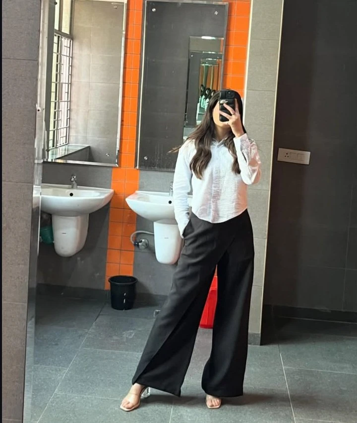 Aanya Independent Escorts ♡ – Indian escort in New Delhi — 2 / 5