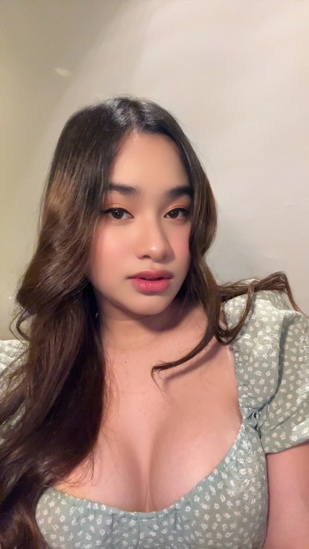 Sexy Babe (3some available) – Saudi escort in New Delhi — 2 / 5