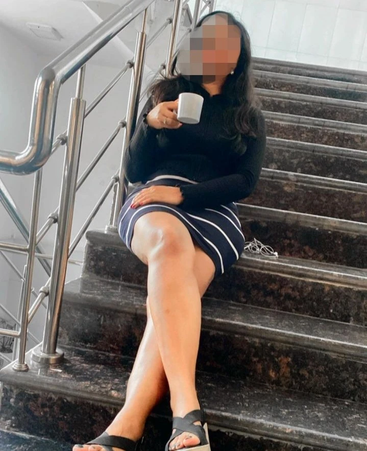 Ishu Kavihari – Sri Lankan escort in Colombo — 2 / 7