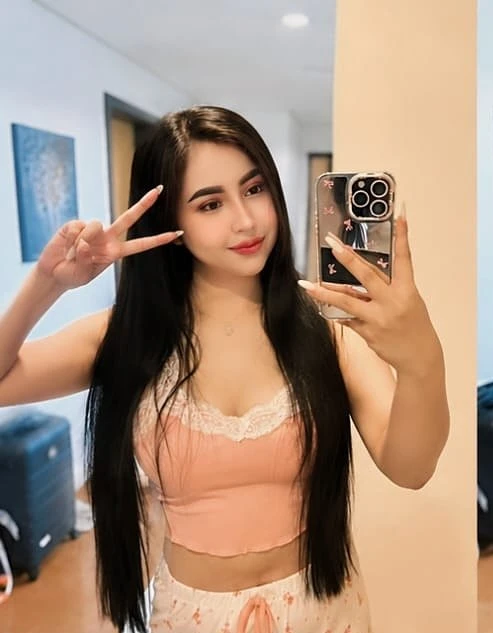 Lisa – escort in Colombo — 4 / 5