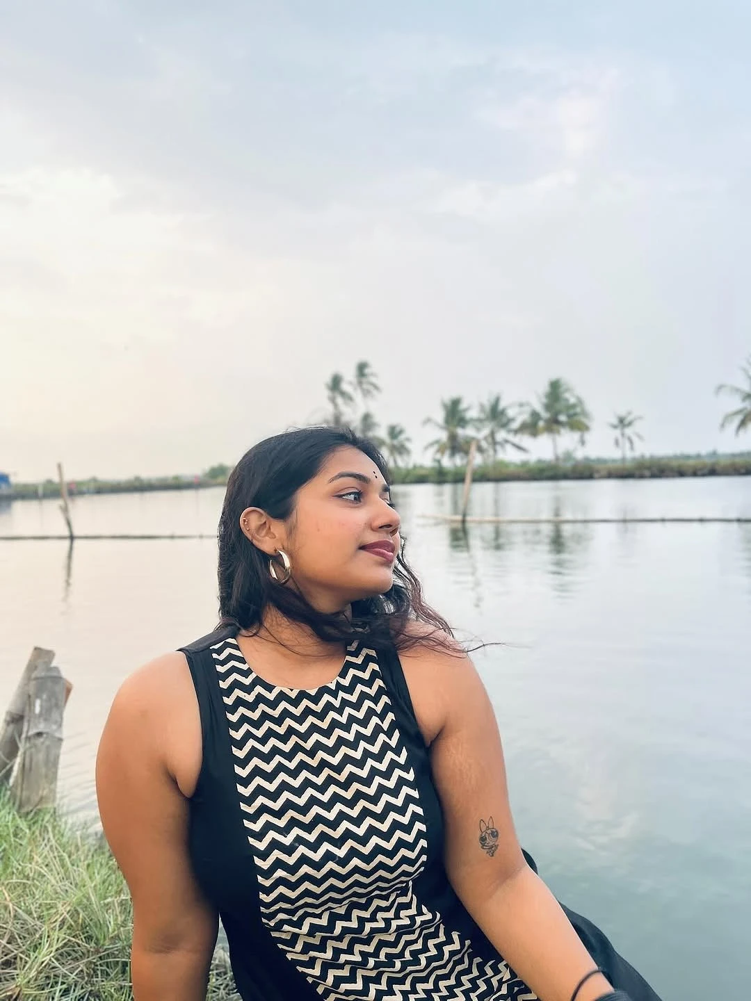 Sheya – Indian escort in Kochi — 2 / 4