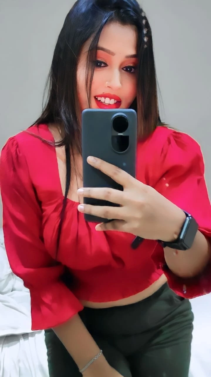 ️Real Meet (Cam Show) – Indian escort in Hyderabad — 2 / 3