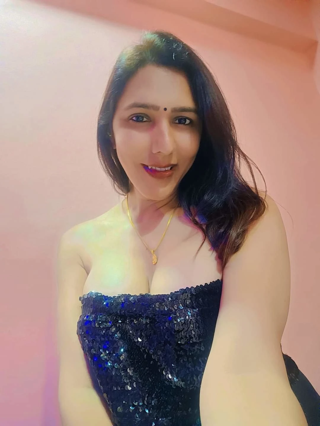 Alishapatel – Indian escort in Surat — 1 / 10