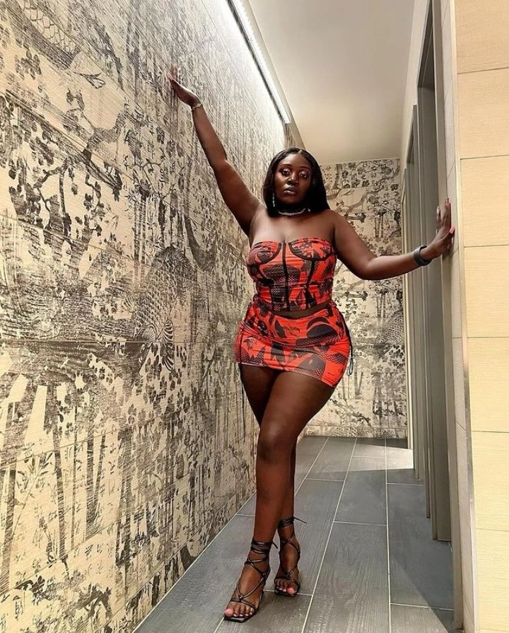 Porsha Billions – Kenyan escort in Noida — 5 / 8