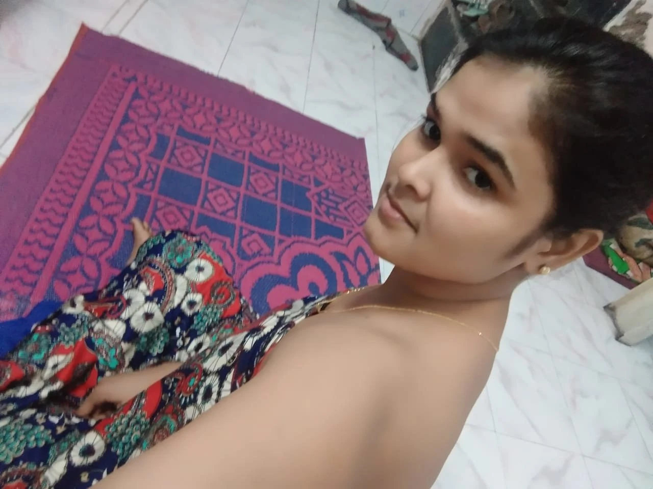 Cam Show My Self Sonali – Indian escort in Mumbai — 3 / 4