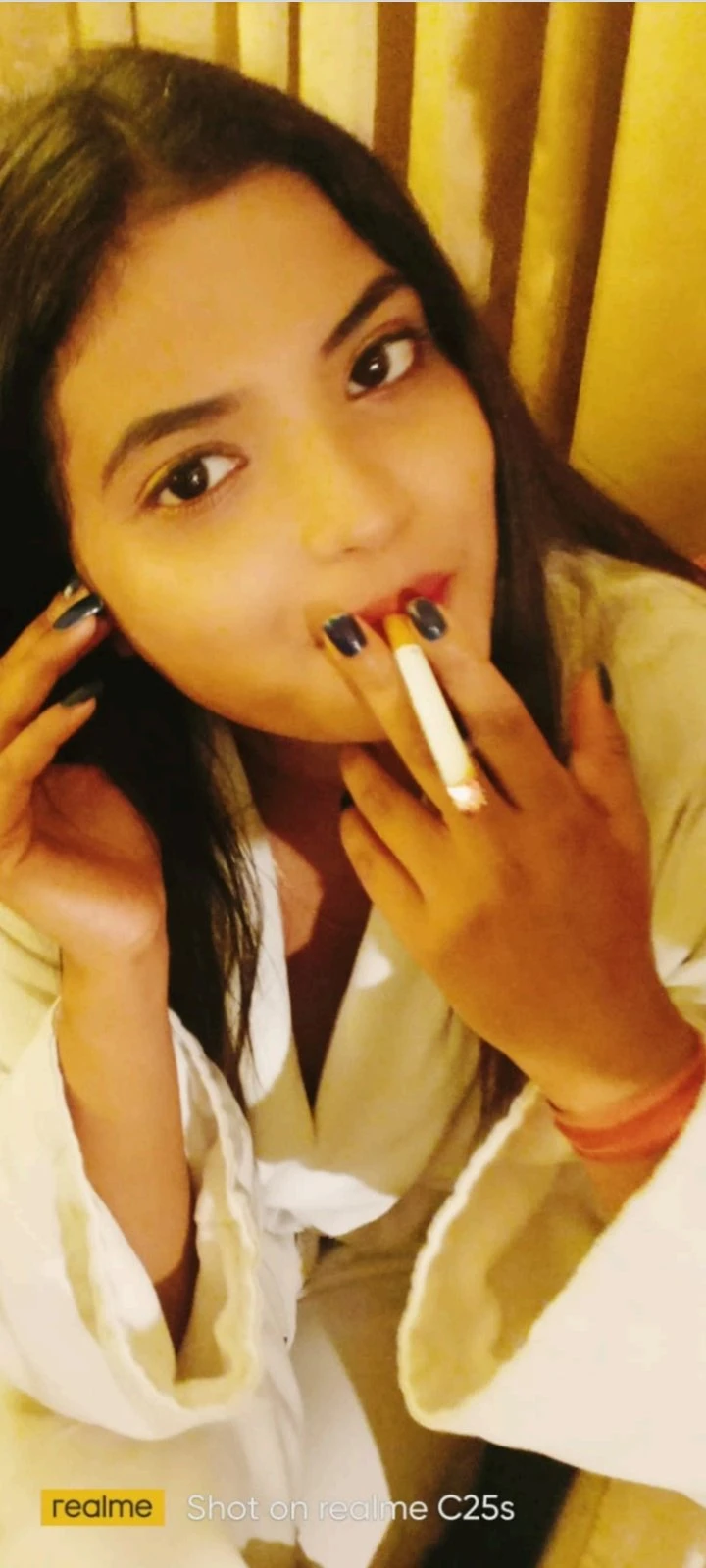Miss Neha – Indian escort in Kolkata — 4 / 5