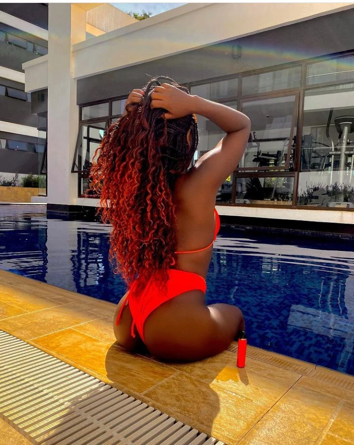 Cherrie – South African escort in Chennai — 3 / 4