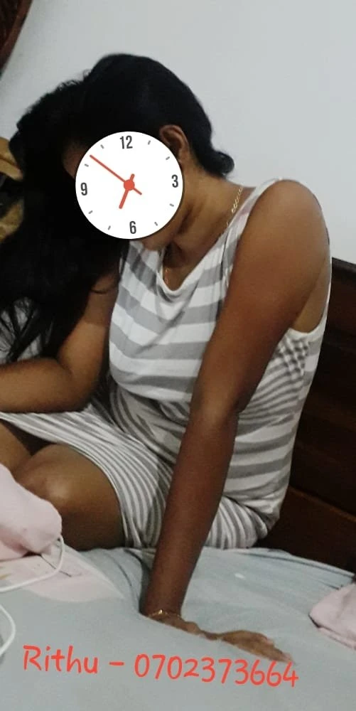 Live Cam Rithu – Sri Lankan adult performer in Colombo — 3 / 4