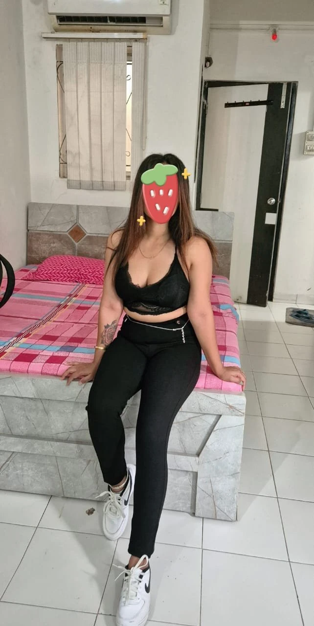 Baani Full Educated & Blonde Genuine Esco – Indian escort in Pune — 2 / 3