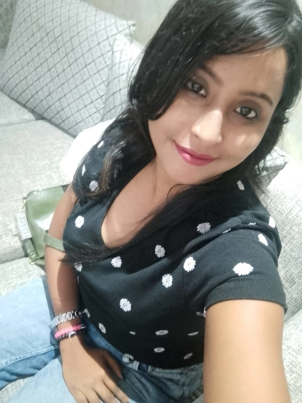 Aarushi Escort Service – Indian escort in Kolkata, Escort, Kolkata