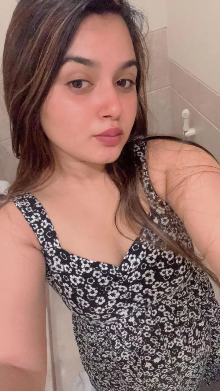 Aditi Escort – Indian escort in Candolim, Goa — 3 / 5