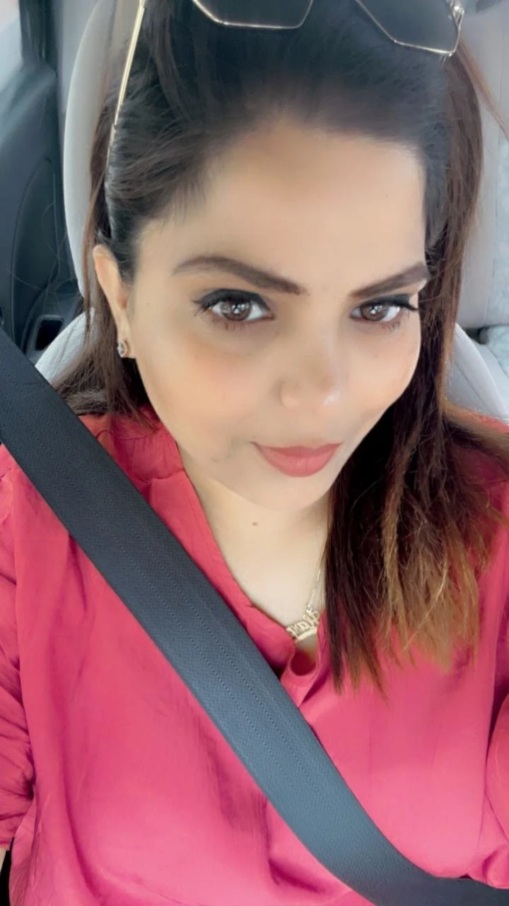 Sikha – escort in New Delhi — 4 / 8