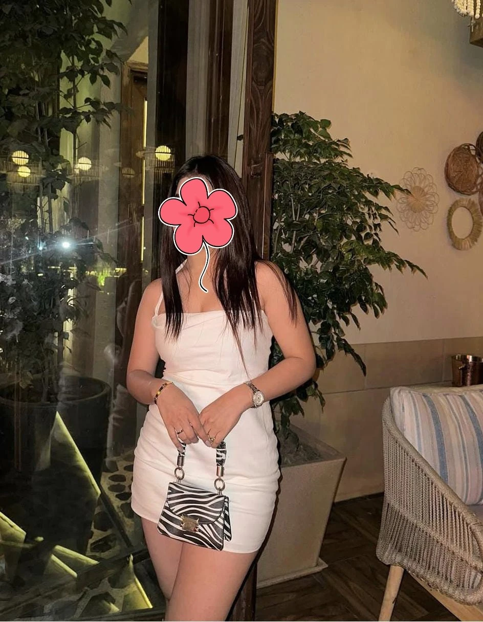 Kaira Cam & Real Meet (Independent) – Indian escort in Noida — 9 / 14