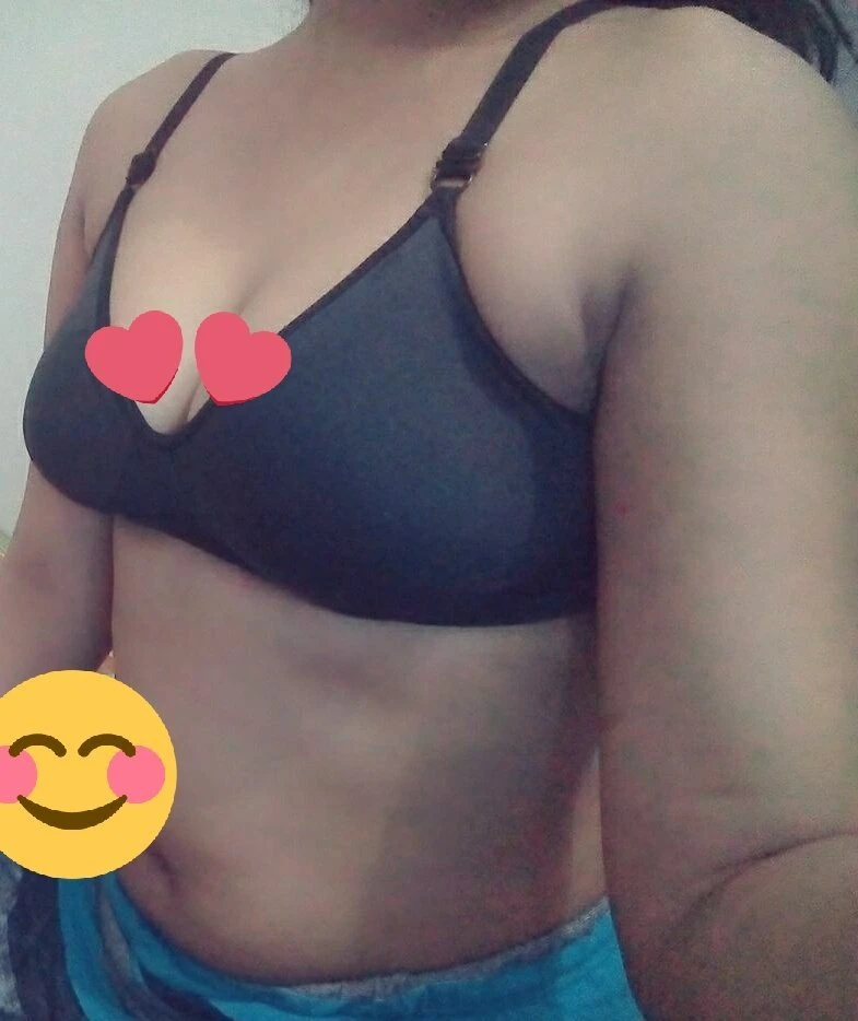 Priya – Sri Lankan escort in Colombo — 4 / 5