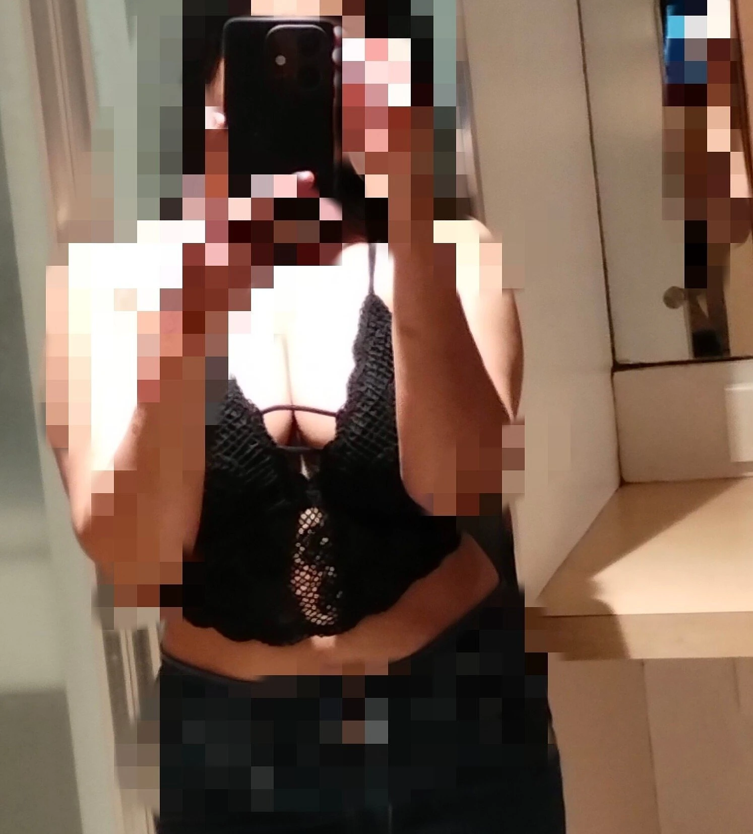 Barkha, Cam & Meet Escort – Nepalese escort in Butwal — 4 / 6