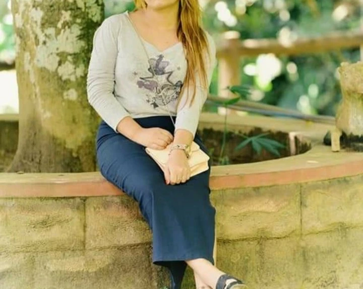 Tesha – Sri Lankan escort in Colombo — 3 / 4
