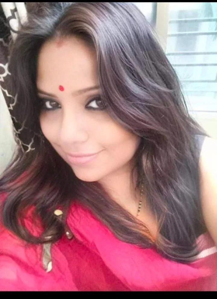 Priya Sharma – Indian escort in Kolkata — 4 / 9