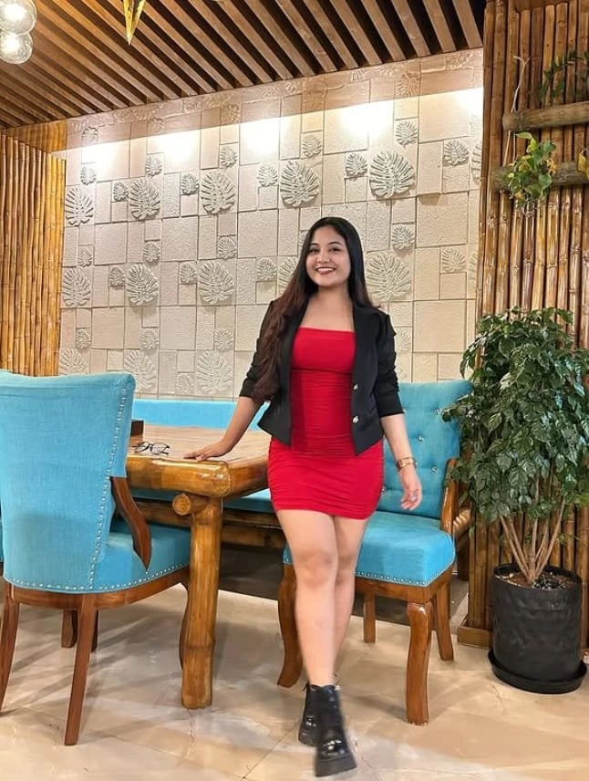 Janvi – Indian escort in Pune — 1 / 2