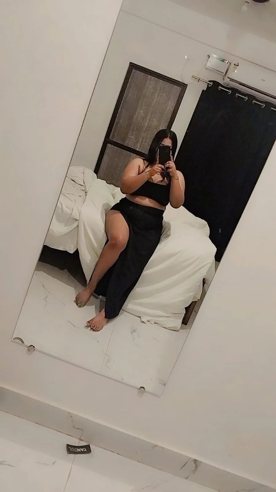 Nisha – Indian escort in Bangalore — 2 / 4
