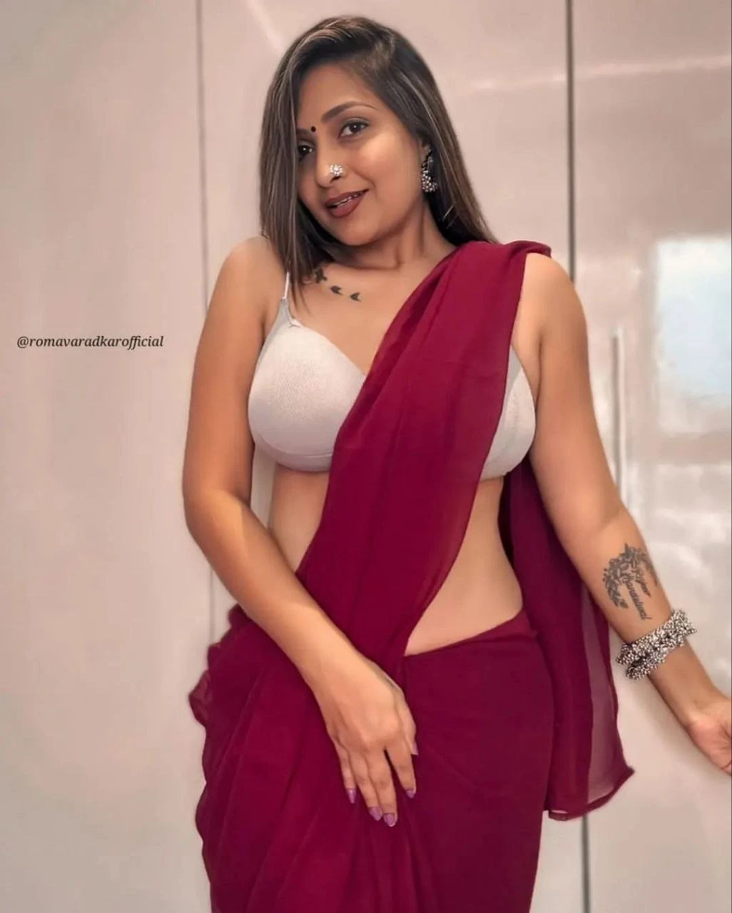 Ishani – Indian escort in Kochi — 2 / 3