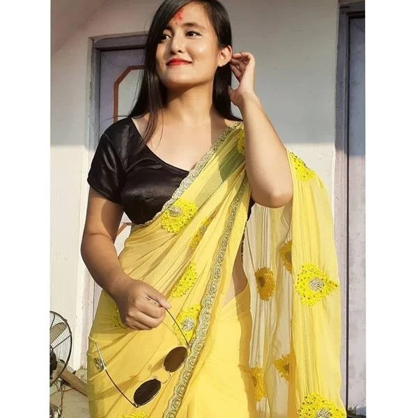 Rinku – Nepalese escort in Hyderabad — 3 / 4