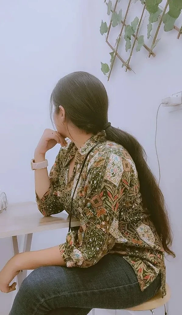 Soniya,cam& real meet. – Indian escort in Pune — 4 / 7