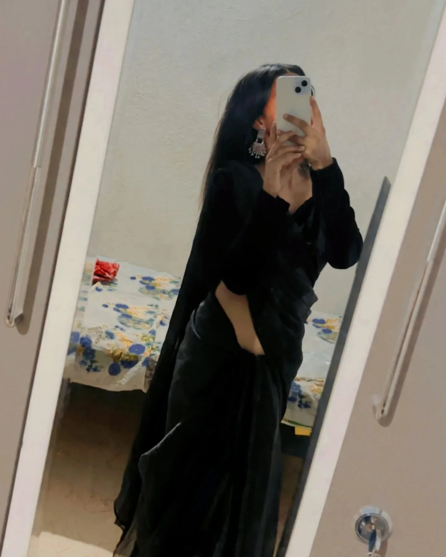 Pooja496 – Indian dominatrix in Kolkata — 7 / 20