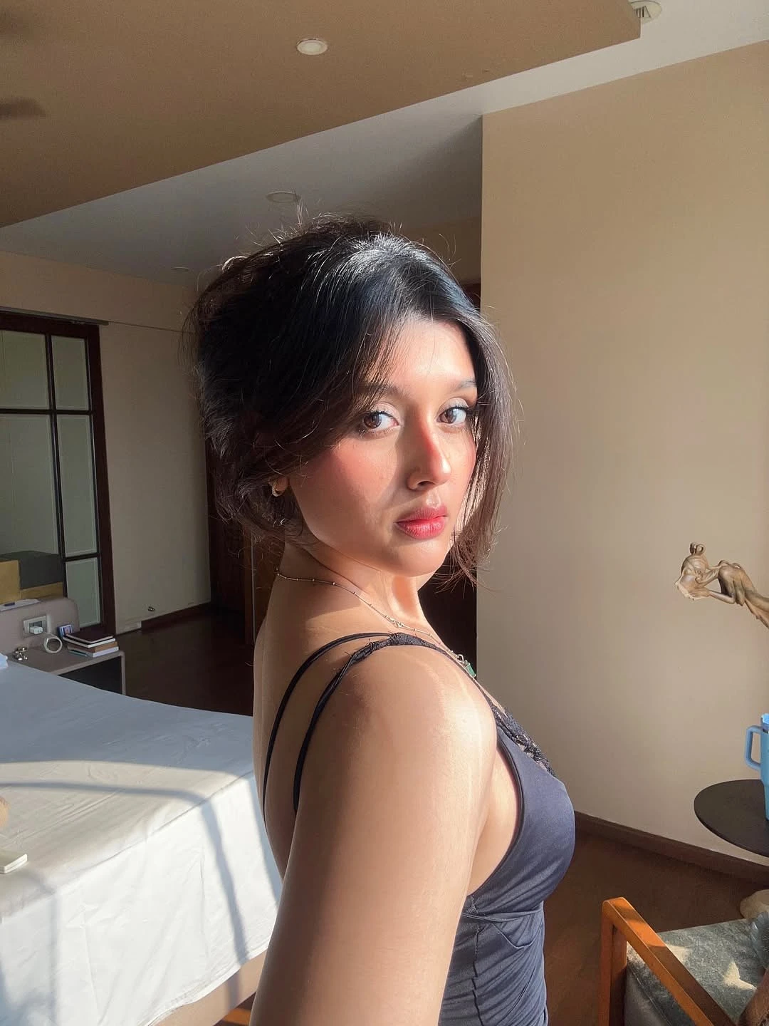 Priya Escort Service 24 Hours – Indian escort in Noida — 3 / 5