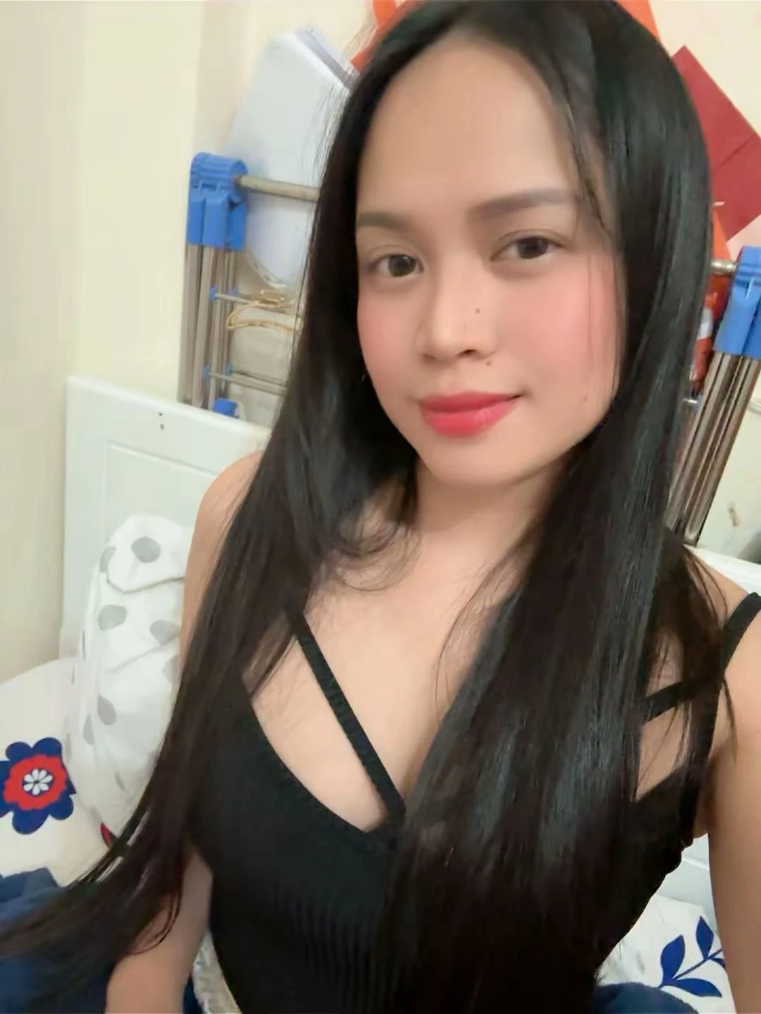 Hazel ( New in Town ) – Filipino escort in Mumbai — 2 / 8