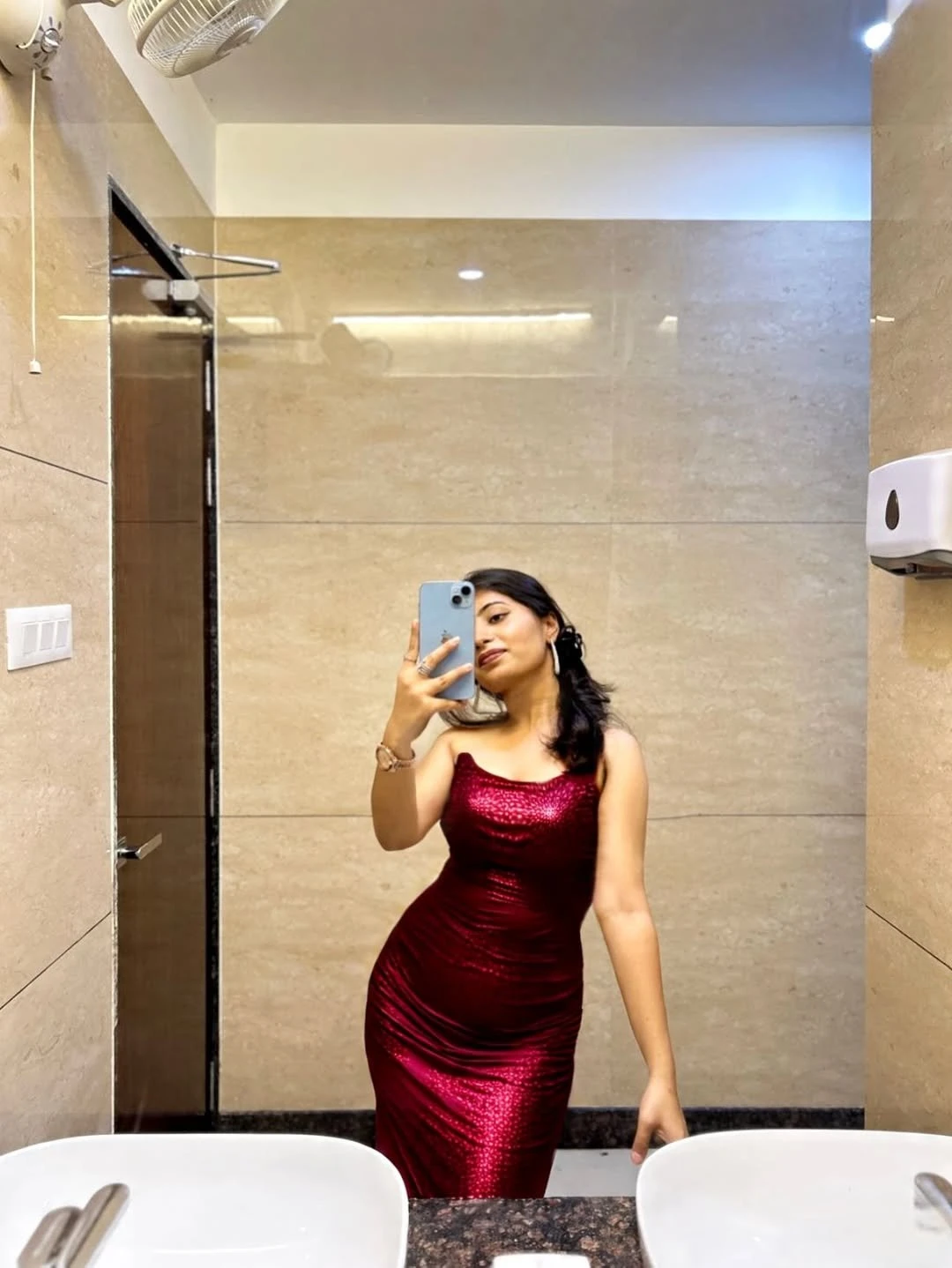 Vidhi – escort in Kolkata — 3 / 5