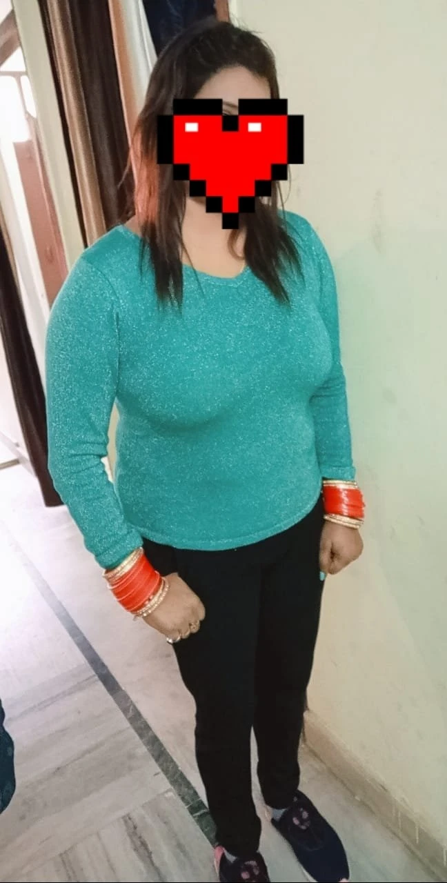 Vaishali Newly Married – Indian escort in New Delhi — 3 / 4