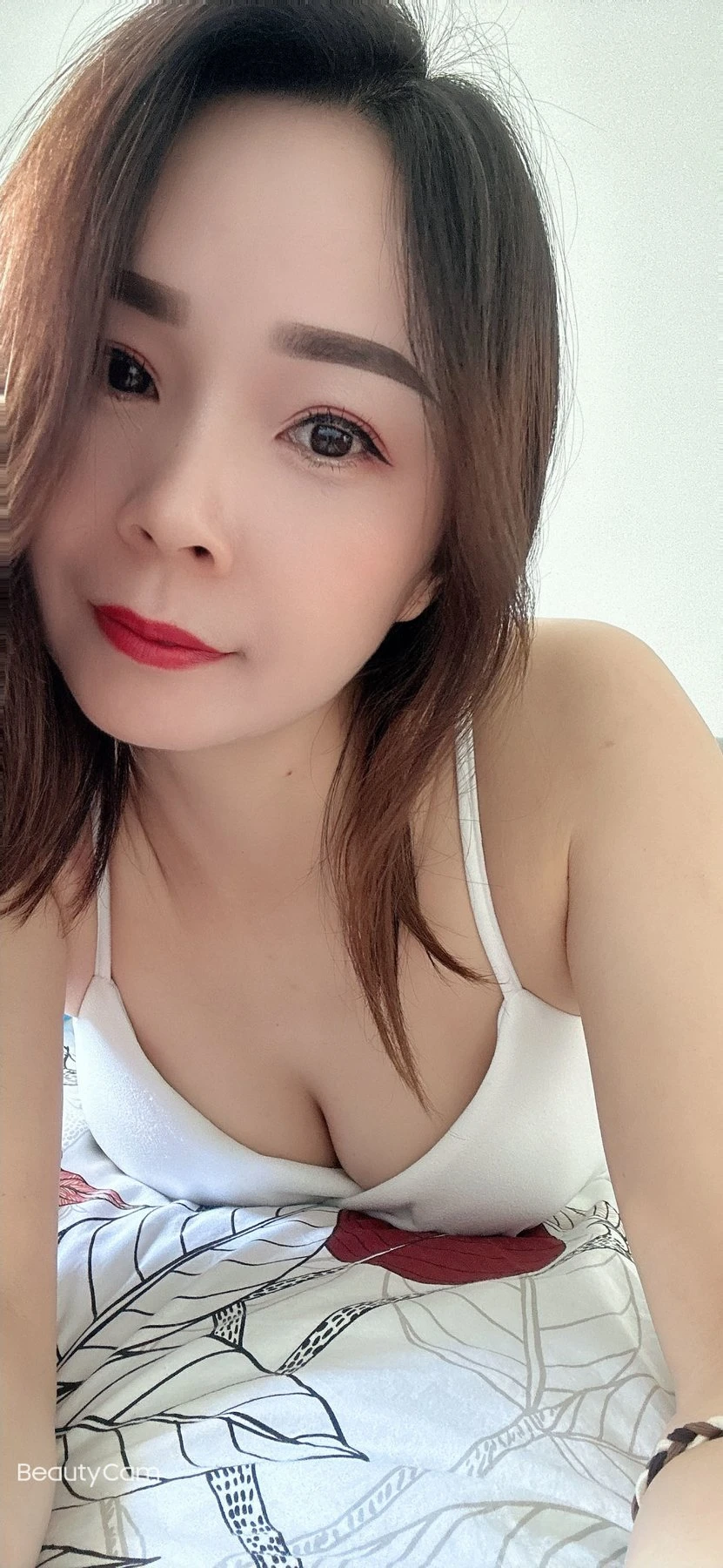 Dengdeng T – Mongolian escort in Tirana — 2 / 7
