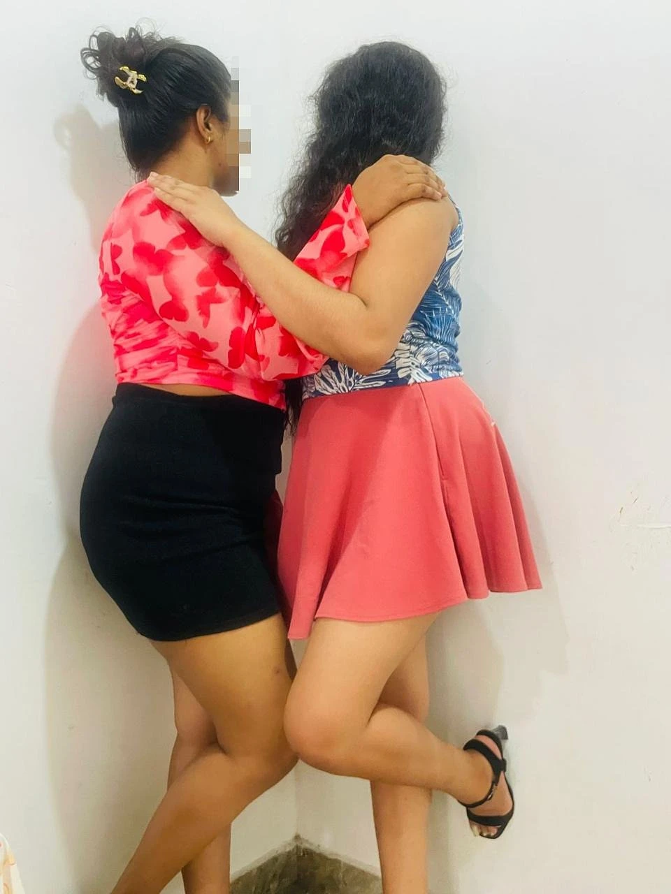 2 in 1 B to B Massage – Somali masseuse in Colombo — 7 / 11