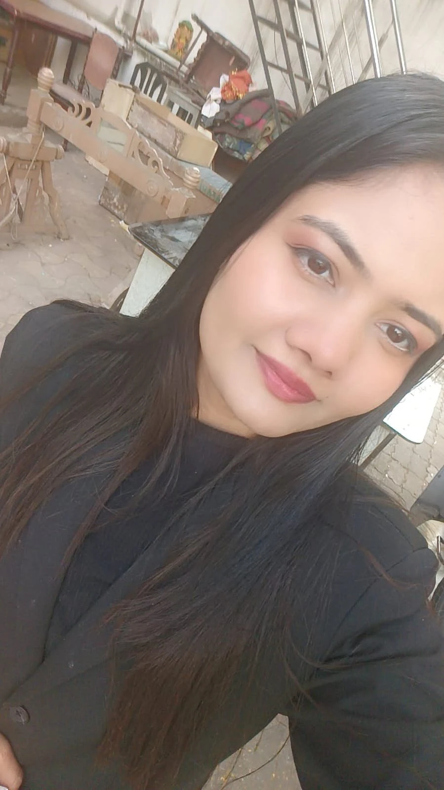 Queens – escort in Surat — 14 / 15