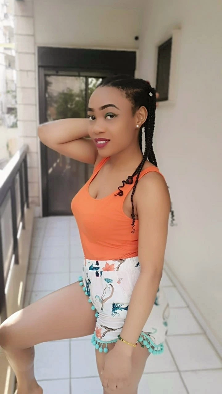 Vera – South African escort in Beirut — 2 / 5