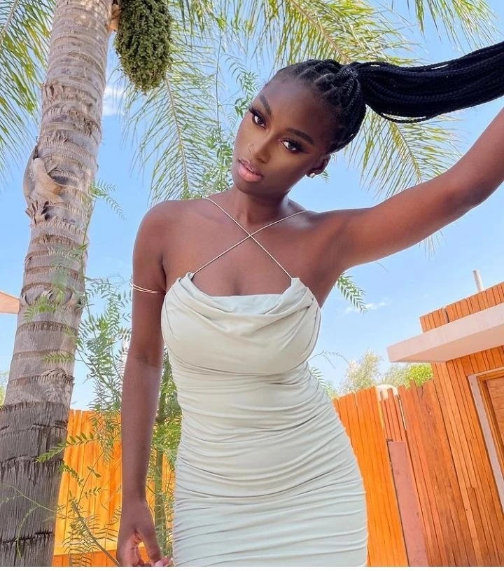 Salline – South African escort in Beirut — 3 / 5