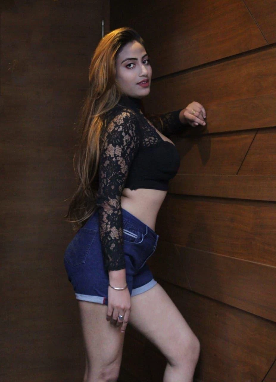 NO BROKER DIRECT MEET MS, KAJAL WAITING – Indian escort in Noida — 2 / 6