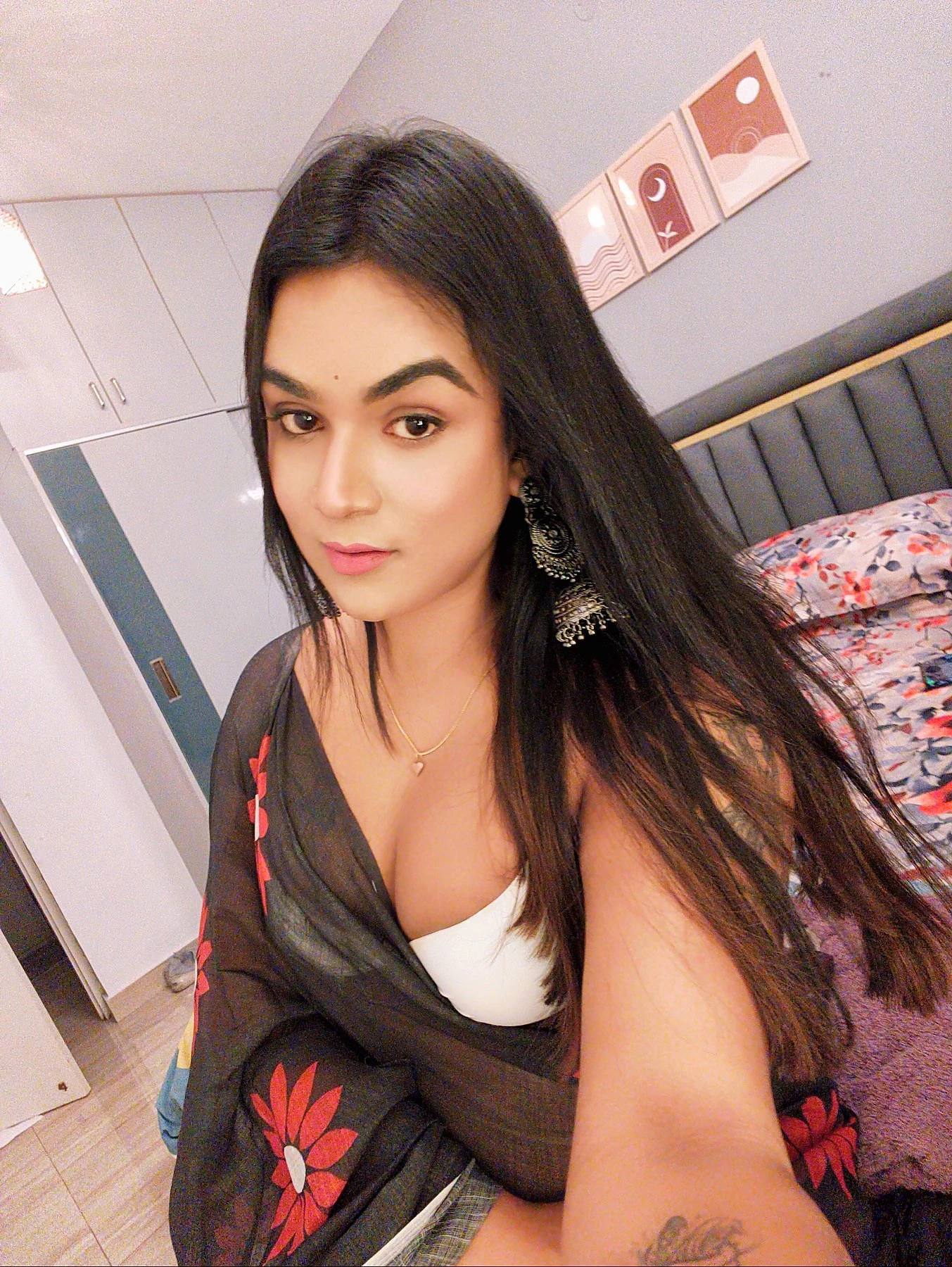 Indore Ritu Singh Genuine Service – Indian escort in Indore — 3 / 5