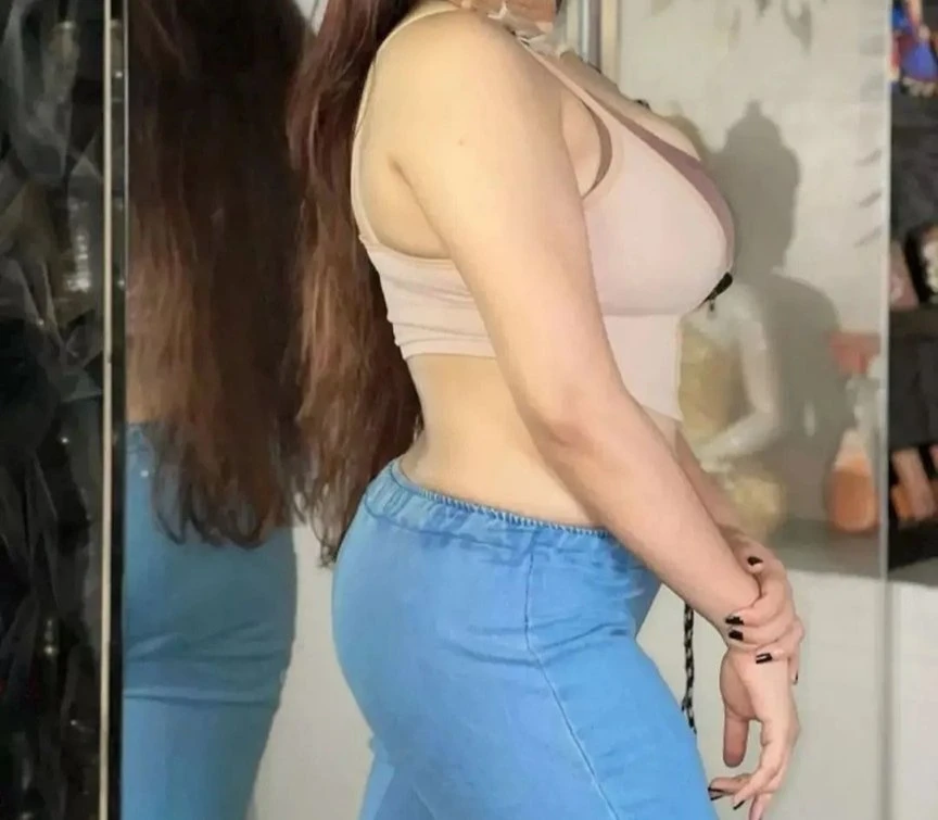 Cam Sex lovers – Indian escort in Kolkata — 6 / 7