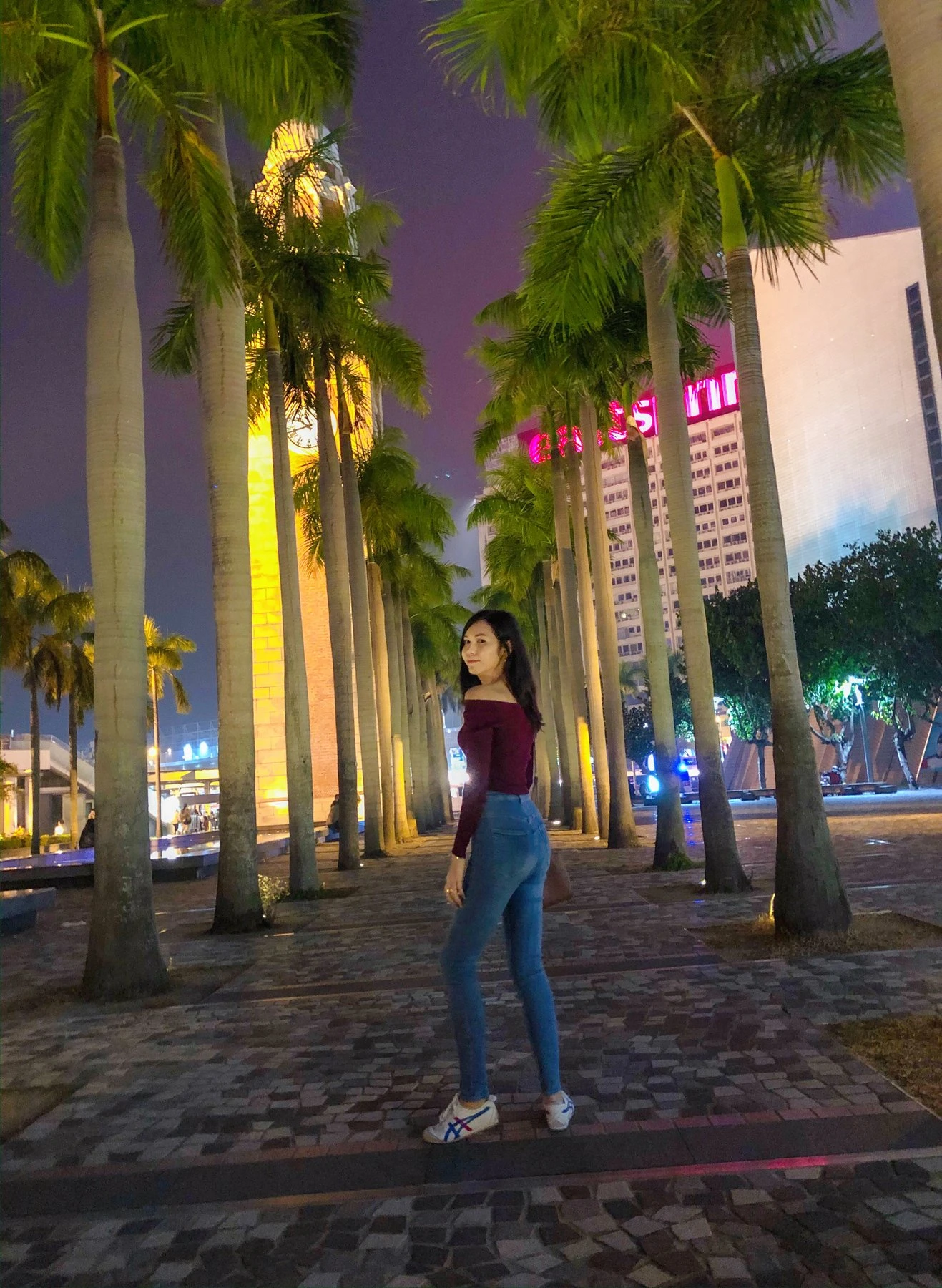Jane Gray – Australian escort in Seoul — 4 / 6