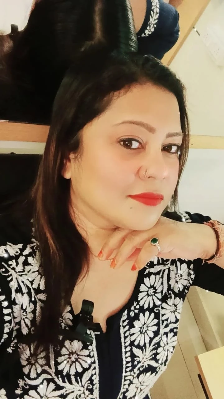 Meena Singh Service Available – Indian escort in Hyderabad — 2 / 3