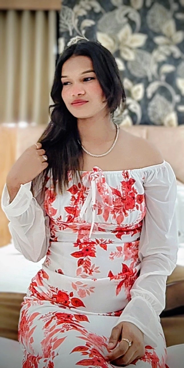 Amisha Patel – Indian escort in Surat — 9 / 12