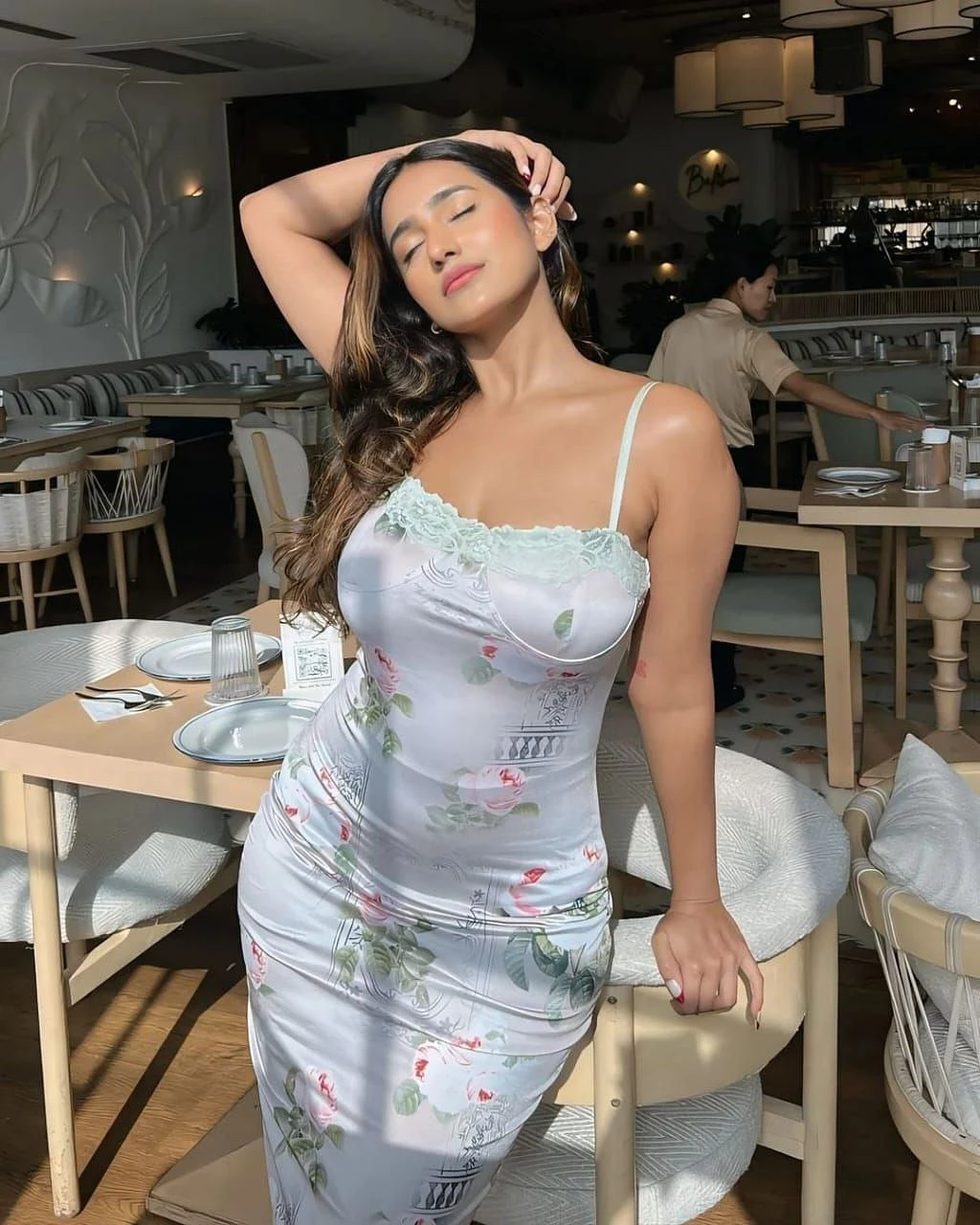 Vip Escort High Profile – Indian escort in Mumbai — 4 / 5