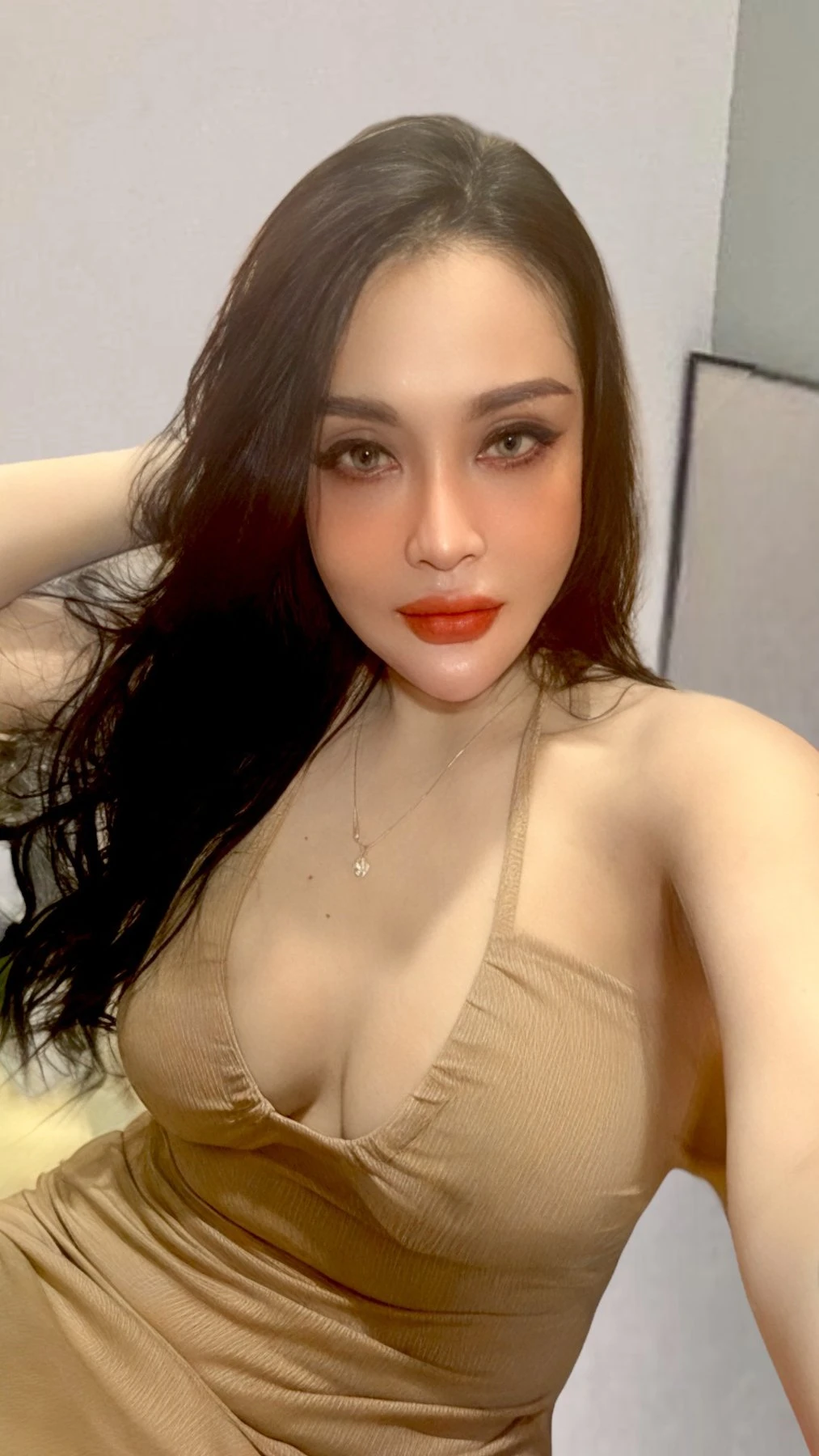 Ms Le ᴠᴇʀɪꜰɪᴇᴅ ᴘɪᴄᴛᴜʀᴇ – Vietnamese escort in Ho Chi Minh City — 7 / 15
