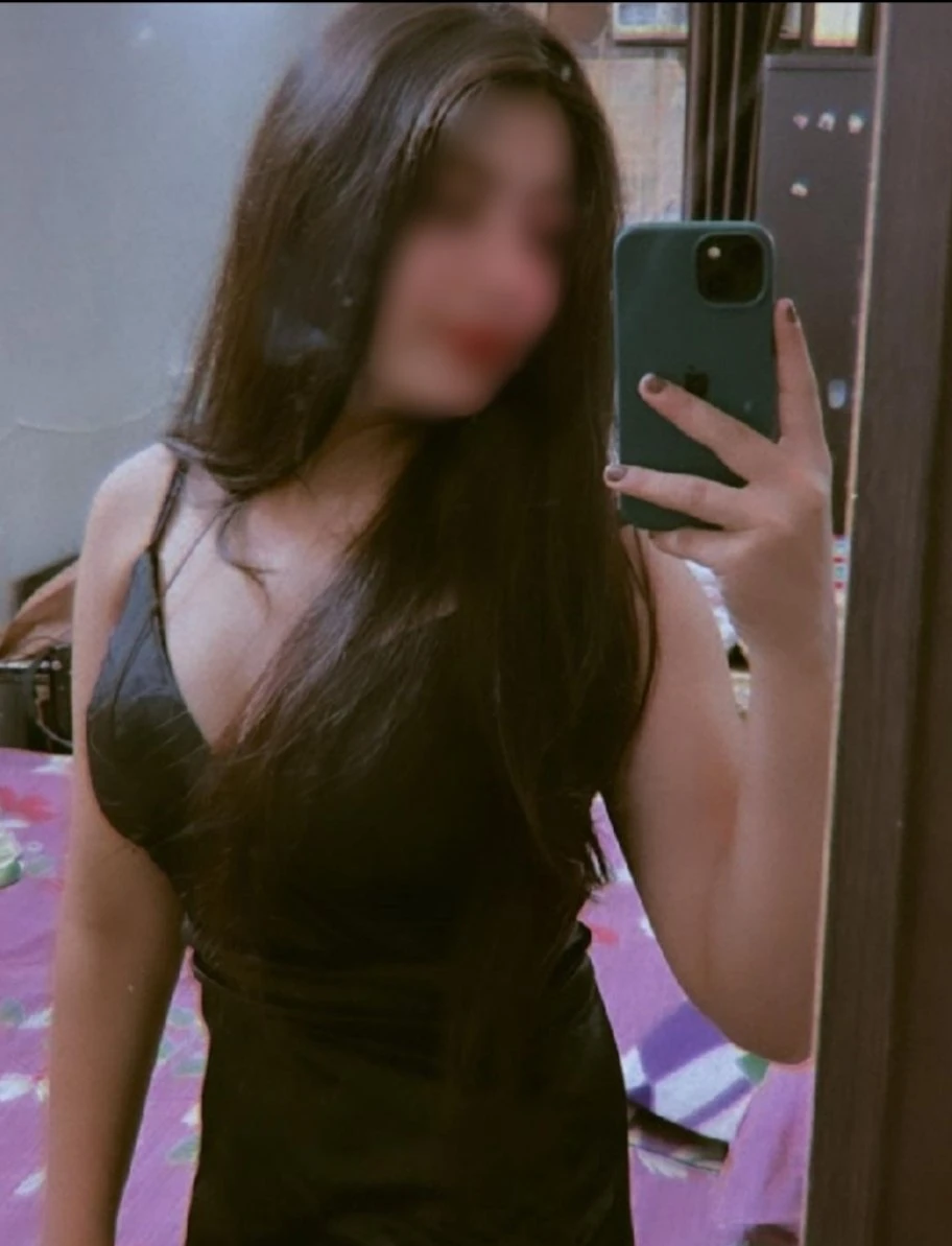 I'M INDEPENDENT 🦋 GIRL (CAM & MEET.) – Indian escort in Pune — 1 / 2