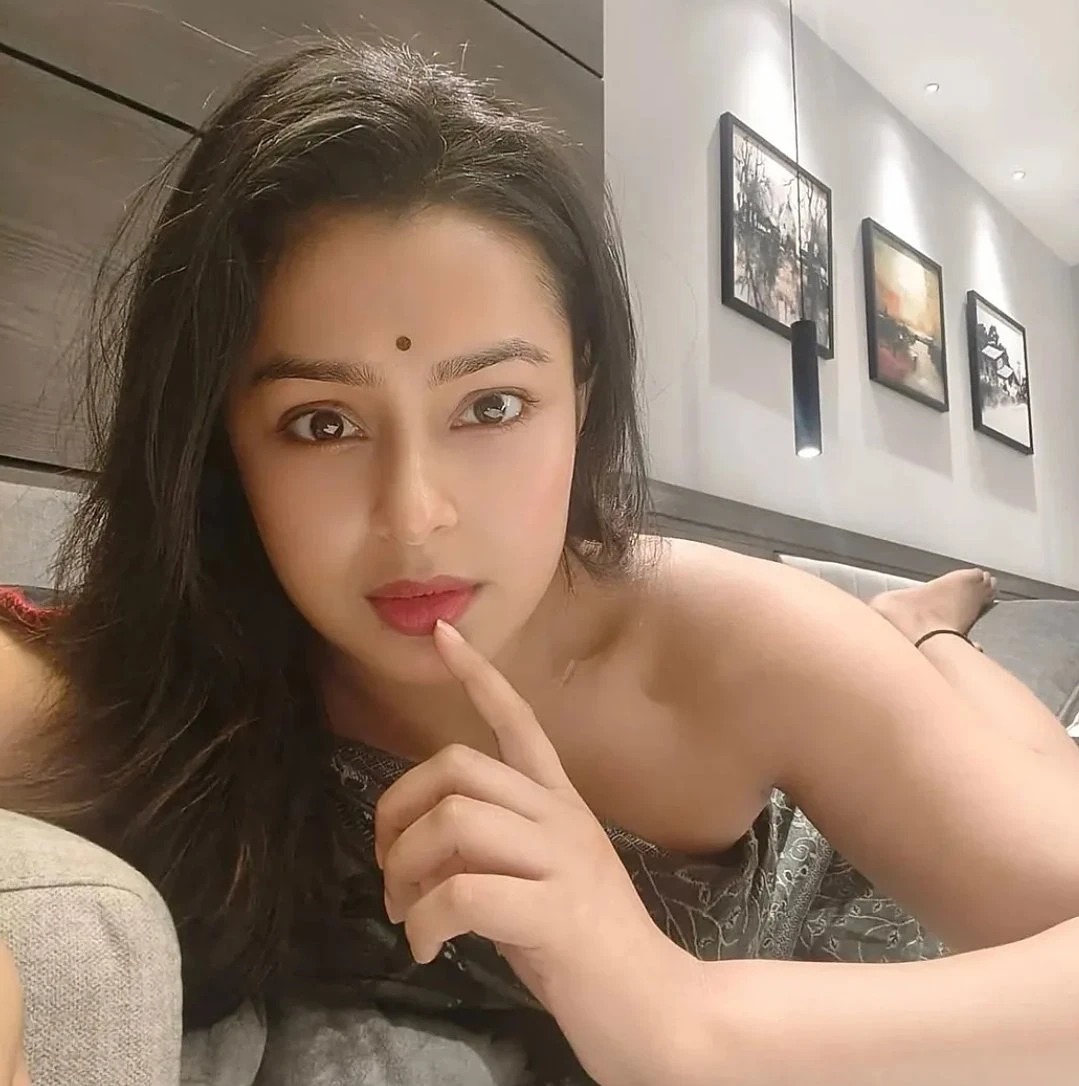 Jinal – Indian escort in Noida — 3 / 4